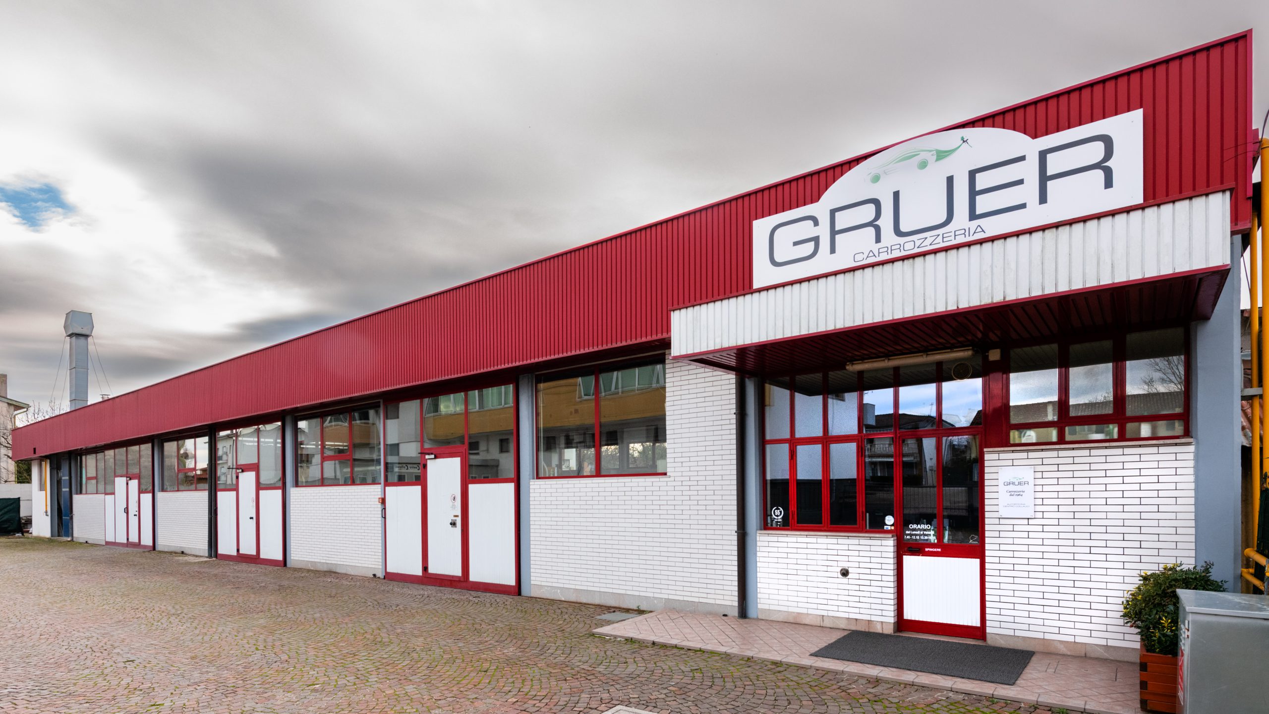 Carrozzeria_gruer-panoramica